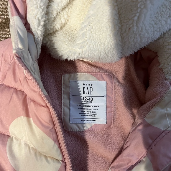 Baby GAP Cold Control Max Puffer (12-18 months) - Picture 2 of 4